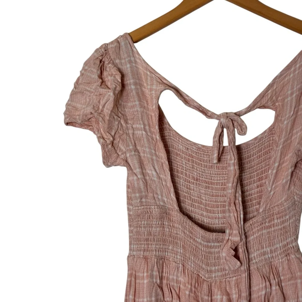 Forever 21 | Summer cutout back tie short sleeve rayon printed romper shorts